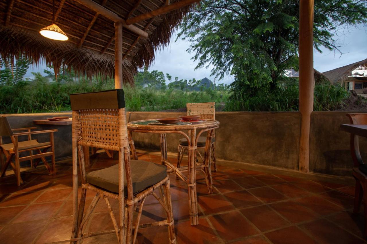 Wild Glamping Gal Oya - Thema Collection Hotel Galgamuwa  Bagian luar foto